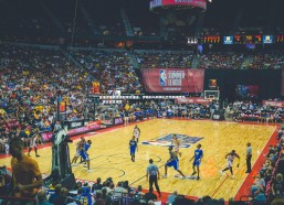 九游会j9：皇家贝蒂斯遭遇超现实撞击，伊斯科与阿姆拉巴特同场受伤，德比前景堪忧